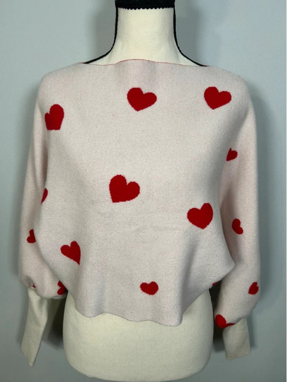 JustFab Size S Cream Red Heart Print Cropped Knit Sweater
